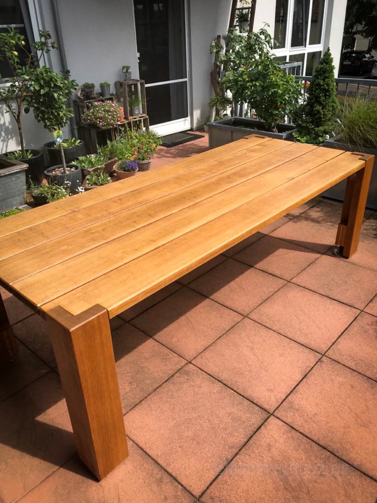 Eiche Massivholztisch mit Rollen